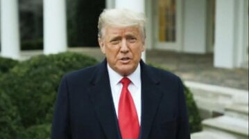 Facebook bloquea cuenta de Donald Trump