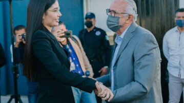 Entrega Geraldine Ponce 16 nuevas patrullas para Tepic